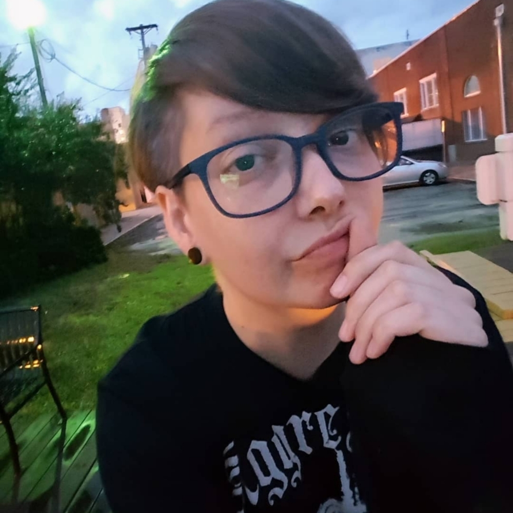 Meet your Posher, Kari